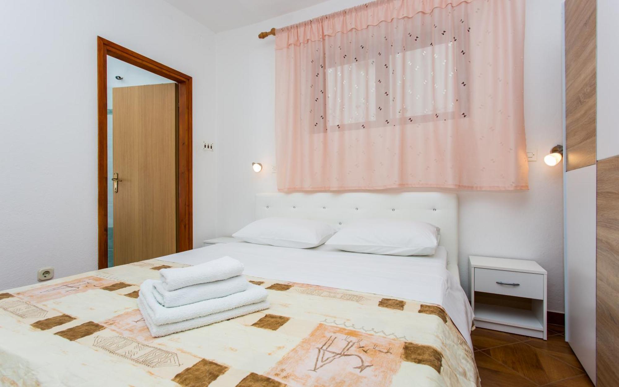 Apartments Luka 3 Башка Экстерьер фото